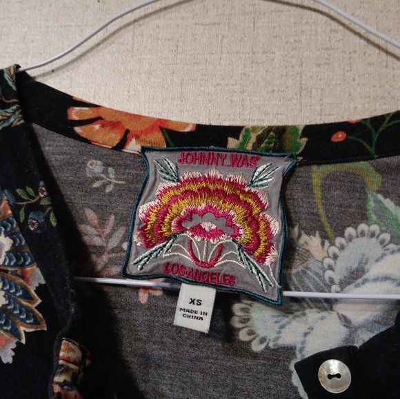 Johnny Was Black Floral V-Neck Blouse with Multicolor Blooms - Picture 2 of 3